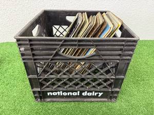 lot 114 image: License Plates in Dairy Tote