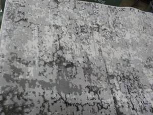 lot 22 image: Briton 26 x 6ft Runner...