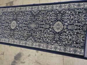lot 29 image: Thomasville 36 x 96 Varick Blue Pl...