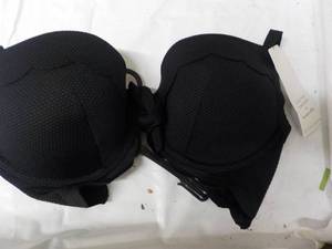 lot 38 image: Together Tomorrow Bra 32 G...