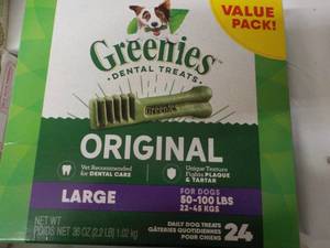 lot 63 image: Box of Greenies Dental Treats Origi...