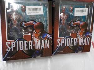 lot 114 image: 2 Spider Man Marvel Hero Figurines...