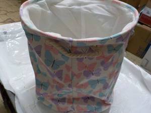 lot 135 image: Large Size Collapsible Toy Bin...