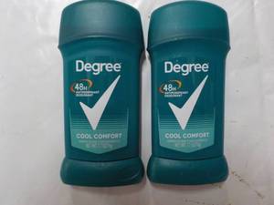 lot 175 image: 2 Degree 2.7 oz Deodorant...