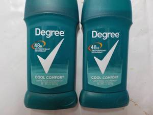 lot 176 image: 2 Degree 2.7 oz Deodorant...