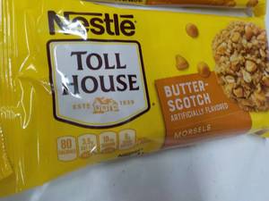 lot 226 image: 4 bags Nestle Butterscotch 11 oz Mo...