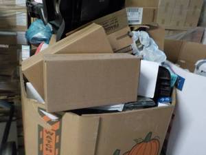 lot 239 image: Pallet of Overstock and Unclaimed...