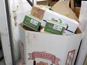 lot 240 image: Pallet of Overstock and Unclaimed...