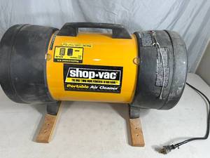 lot 17 image: Shop-Vac Portable Air Cleaner  Dust Collector