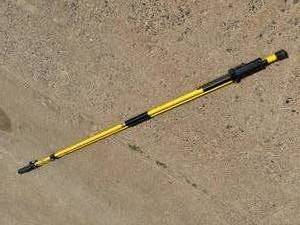 lot 108 image: Hastings Tel-o-Pole Hot Stick for High Voltage Electric Work
