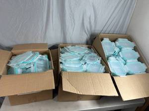 lot 116 image: Approx 345 New Lids for Snapware Food Storage Containers