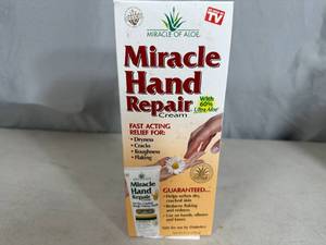 lot 120 image: New Miracle Hand Repair Cream