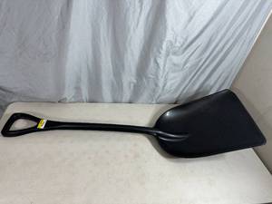 lot 130 image: Brand New Bully Tools Poly Scoop Shovel