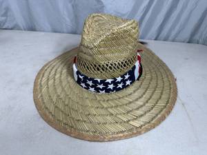lot 131 image: New Dorfman Packable Straw Hat