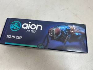 lot 153 image: New Aion Fly Trap Kit