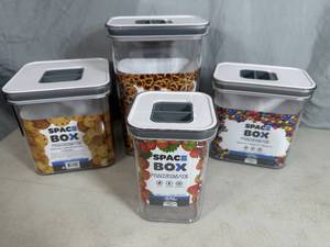 lot 160 image: 4 New Airtight Food Storage Containers