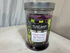 lot 275 image: New 18 oz Tuscany Premium Candle with Essential Oils