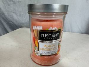 lot 288 image: New 18 oz Tuscany Premium Candle with Essential Oils
