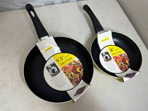 lot 309 image: Two New Aluminum Frying Pans