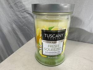 lot 333 image: New 18 oz Tuscany Premium Candle with Essential Oils