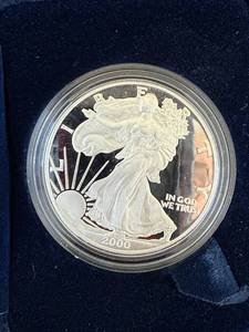lot 7 image: 2000 Silver American Eagle Proof 1 troy oz 99.99% Silver