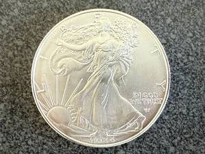 lot 63 image: 2024 American Silver Eagle 1oz Eagle Coin BU