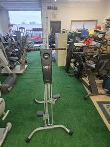 lot 44 image: MAXI Climber (USED like New)