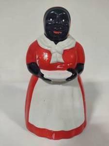 lot 8 image: Mammy Cookie Jar