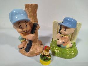 lot 42 image: Elmer Fudd Planters & Lenox Thimble