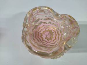 lot 59 image: Murano Lattice Glass Art Bowl