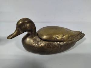 lot 60 image: Brass Duck wTrinket Tray
