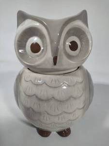 lot 80 image: Owl Canister