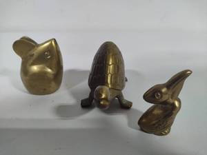 lot 70 image: Brass Miniatures