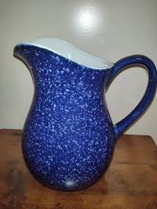 lot 100 image: Otagiri Blue Spackle Pitcher