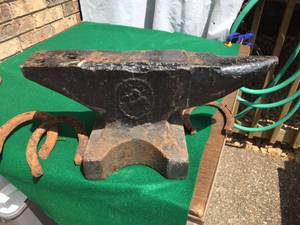 Vintage Vulcan #10 Anvil - 100 Lb!