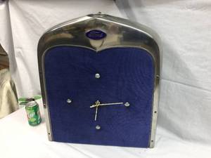 lot 141 image: Vintage Ford Model A Radiator Stroud Clock