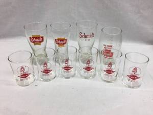 lot 158 image: Schmidt & Grain Belt Beer Glasses
