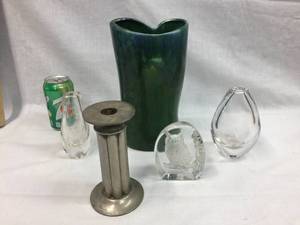 lot 237 image: Leaded Glass - Pottery - Silverplate