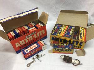 lot 270 image: Vintage NOS Auto-Lite Spark Plugs & Points Sets in Boxes