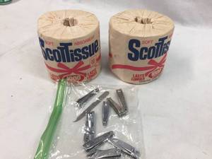 lot 296 image: Vintage Pink Toilet Paper & Nail Clipper Collection