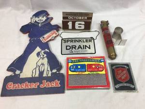 lot 297 image: Group Vintage Advertisers - Punch Board Game