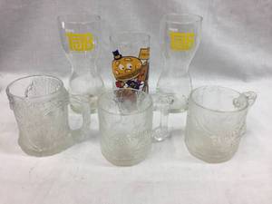 lot 298 image: Collector Glasses - Flinstones - McDonalds - Tab