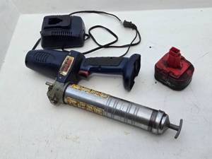 lot 10 image: PowerLuber Cordless Grease Gun with Charger and Battery