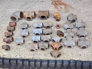 lot 145 image: Plumbing Pipe Fittings 1 12 and up