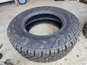 lot 162 image: New Toyo Open Country Tire LT27570R18.