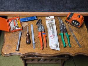 lot 190 image: Lot of Various Hand Tools and Accessories such as wrenches, a screwdriver, and tin snips