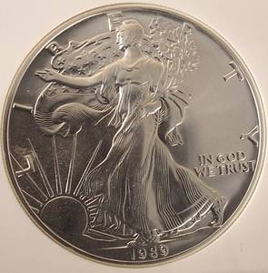 lot 24 image: 1989-Silver 1 oz American Eagle NGC MS 69