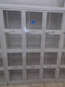 lot 26 image: Metal School Lockers