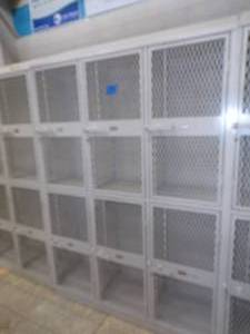 lot 29 image: Metal School Lockers