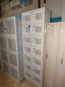 lot 38 image: Metal School Lockers